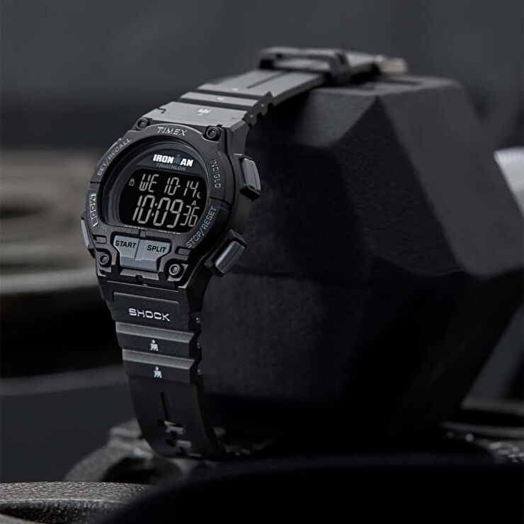 Timex TW5M64900 Erkek Kol Saati