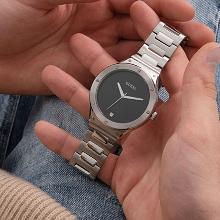 Guess GUGW0427G1 Pırlantalı Kol Saati