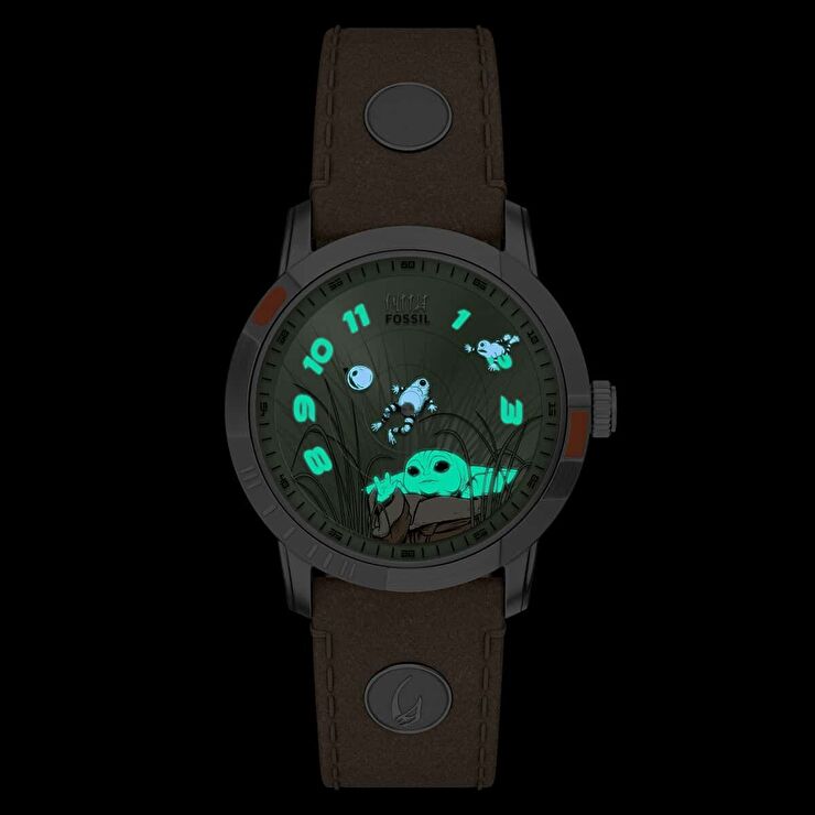 Fossil FLE1244SET Star Wars™ Grogu™ Neutra Kol Saati ve Yaka İğnesi Seti