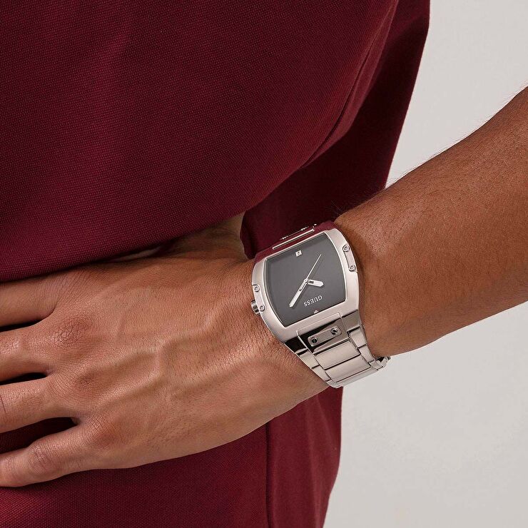 Guess GUGW0387G1 Pırlantalı Kol Saati