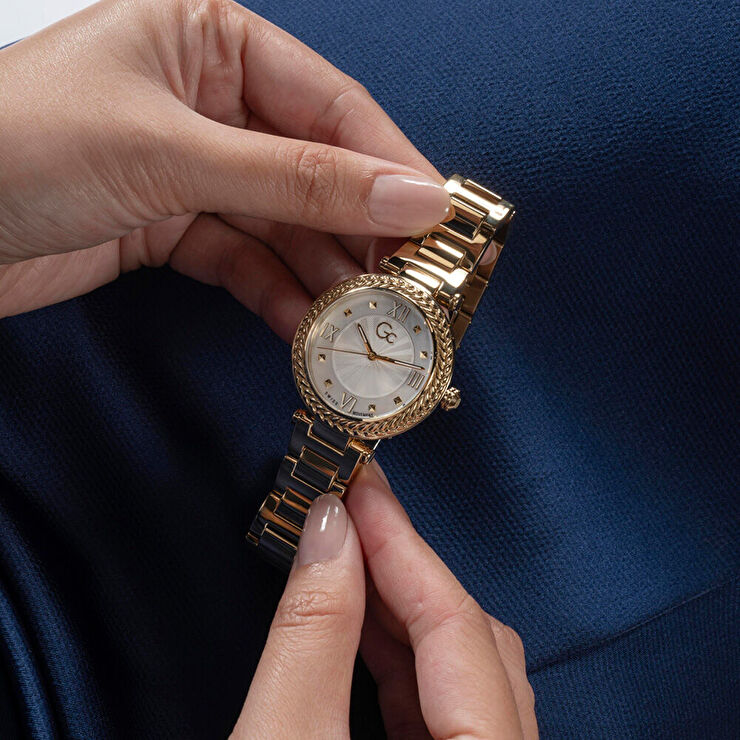 Gc GCZ41001L1MF Kadın Kol Saati
